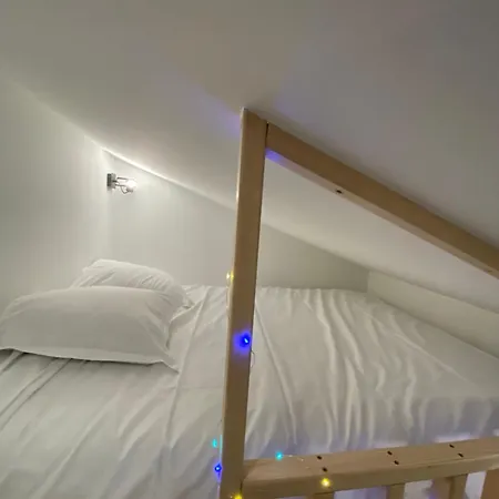 Апартаменты Cosy Hypercentre De